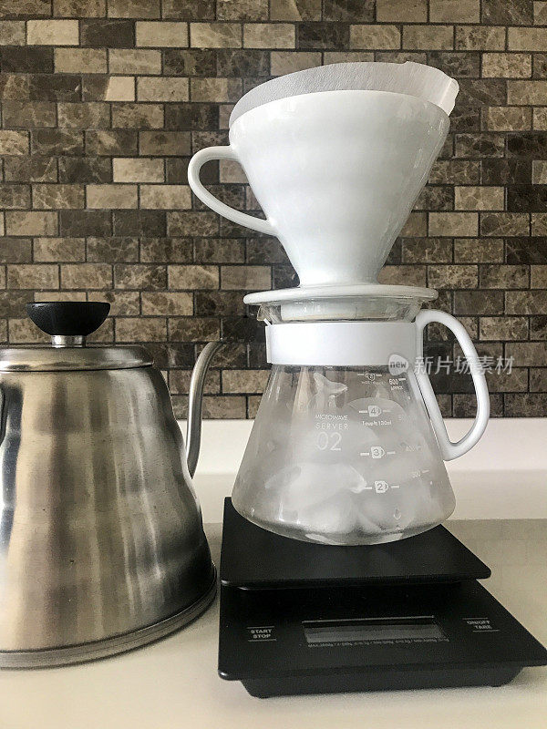 用Hario V60制作冷萃咖啡